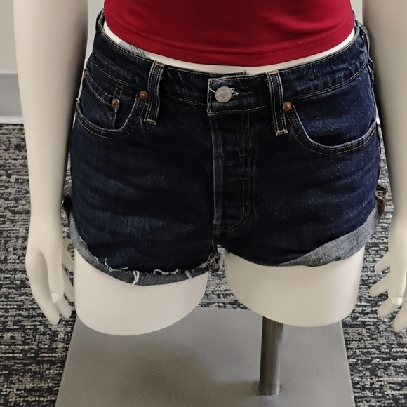 LEVI'S 501 shorts W28, Levi's denim cuffed shorts * Size 28 Small - Picture 9 of 12